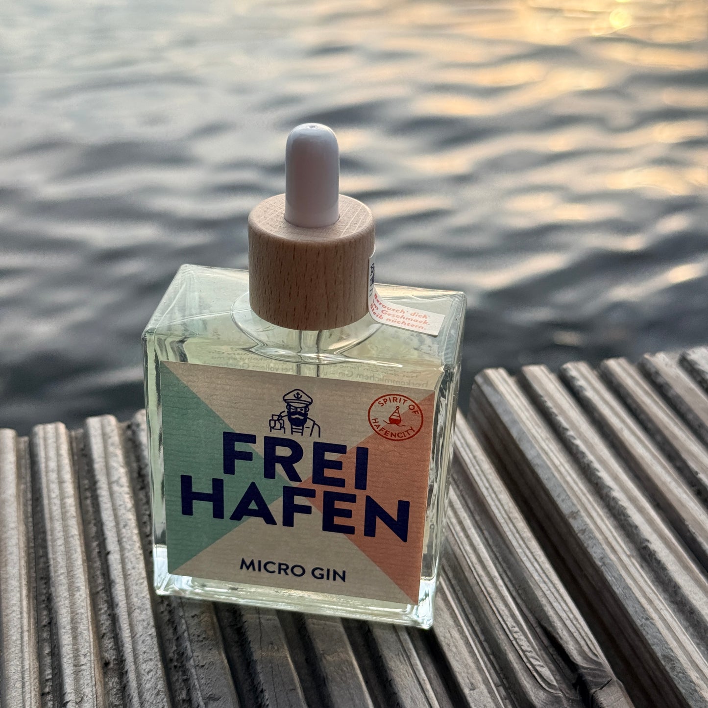 
                  
                    Freihafen Micro Gin
                  
                